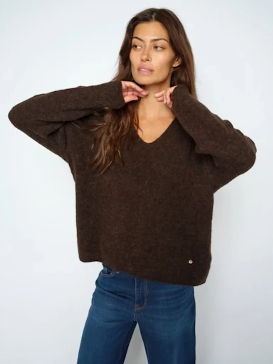 Thora V-Neck Knit - Delicioso 